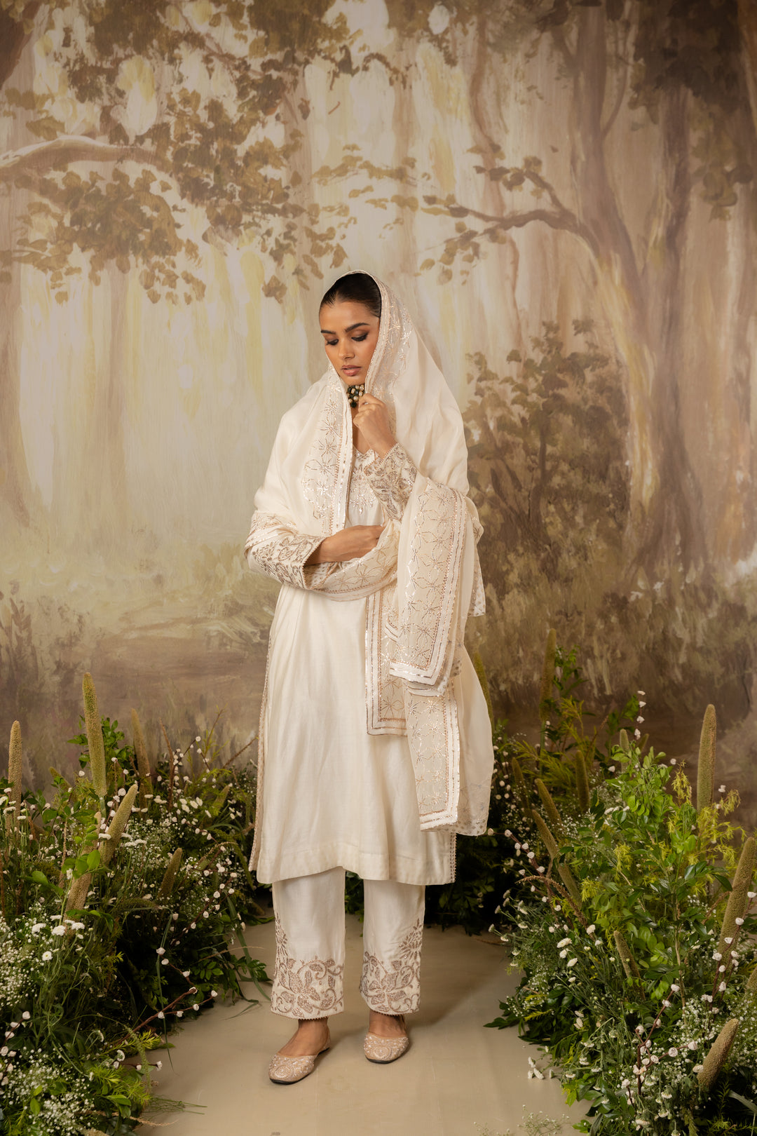 Ivory Chanderi Embroidered Kurta Set