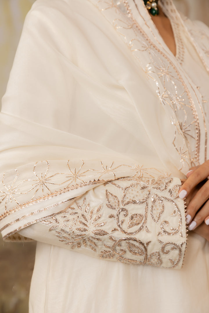 Ivory Chanderi Embroidered Kurta Set