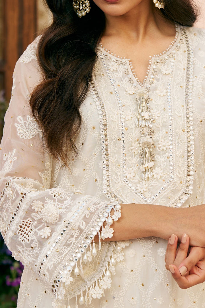 Itriya Organza Off White Kurta Set