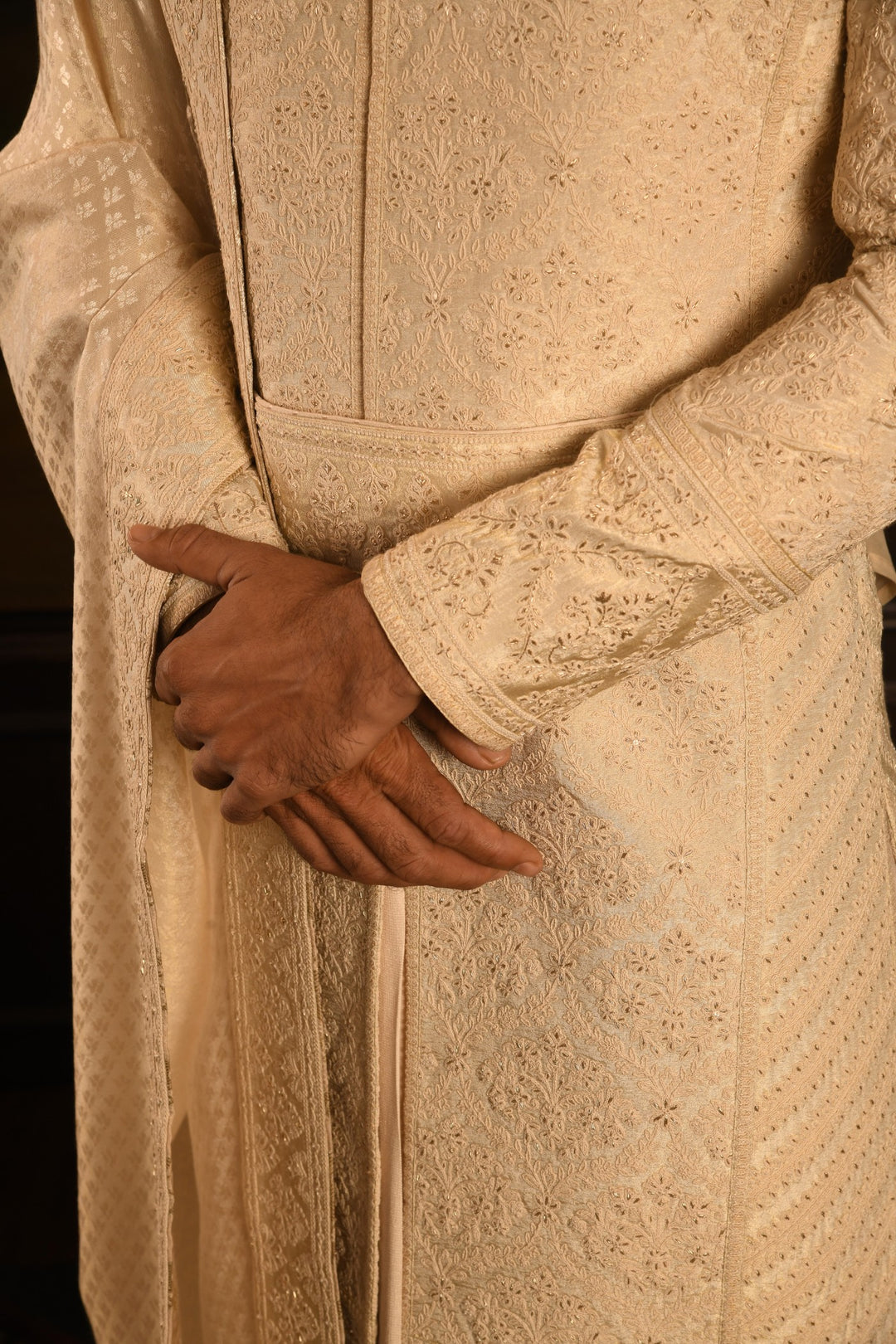 Maharaja Ivory Anarkali Sherwani: A Masterpiece Of Contrast And Luxury