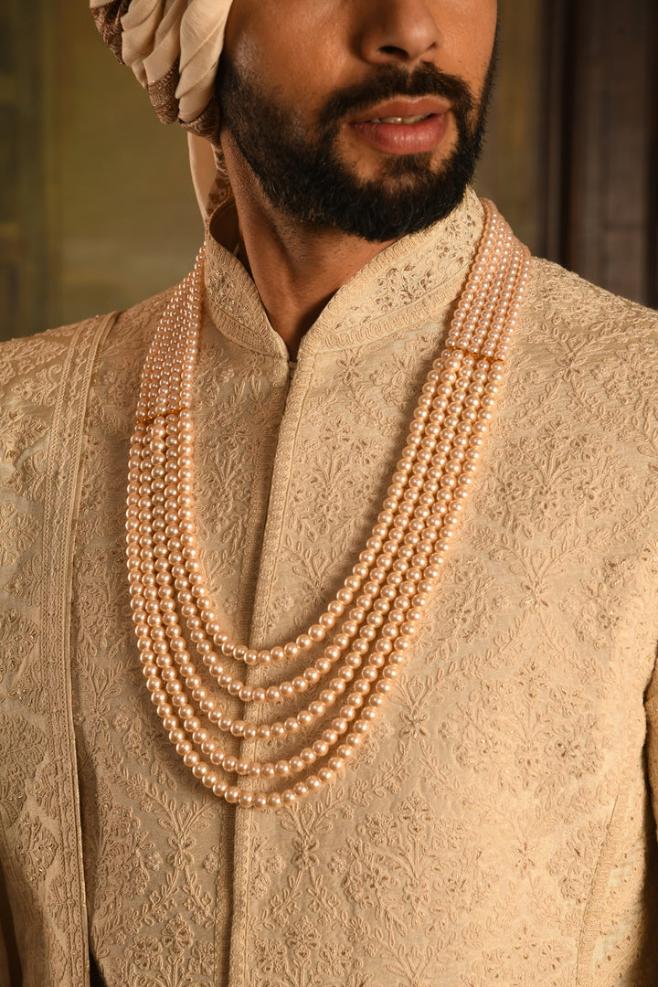 Maharaja Ivory Anarkali Sherwani: A Masterpiece Of Contrast And Luxury