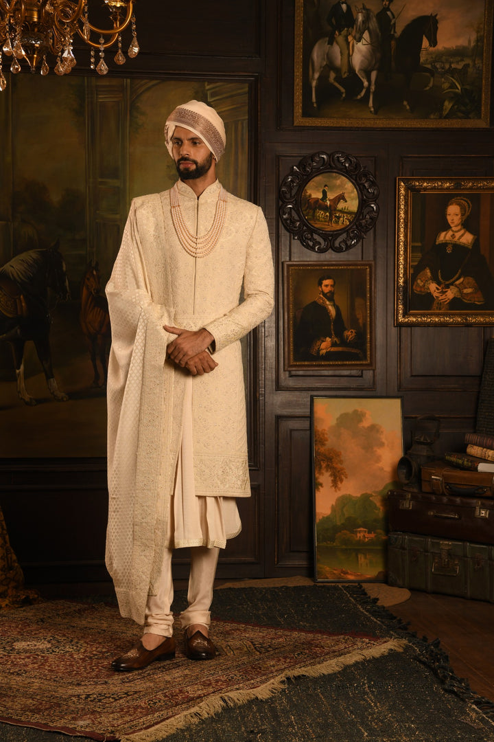 Maharaja Ivory Anarkali Sherwani: A Masterpiece Of Contrast And Luxury