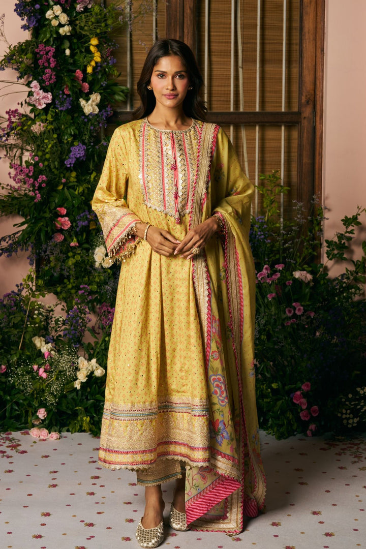 Maitri Pima Satin Lime Printed Kurta Set With Maitri Dupatta