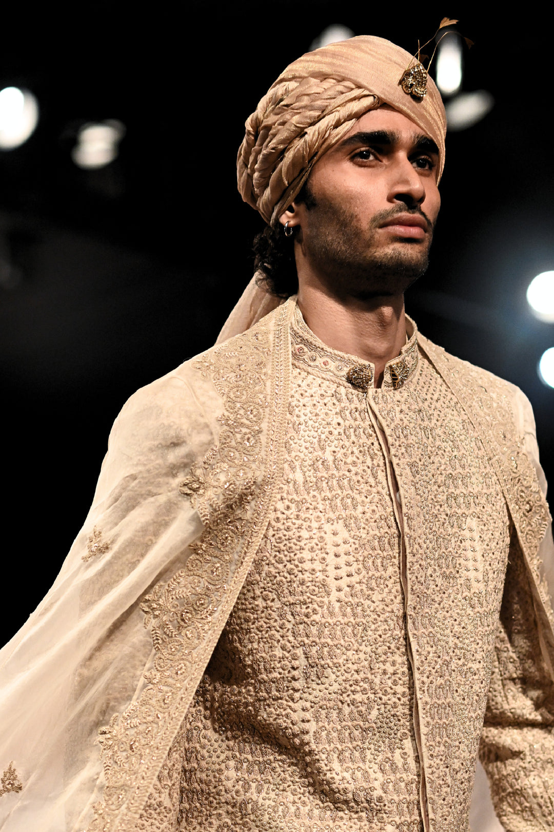 Yashvardhan Sherwani Set