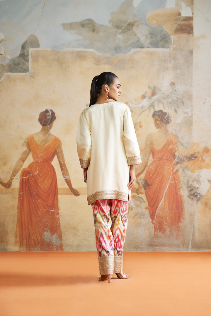 Ivory Jeweled Short Kurta Set In Red Stones