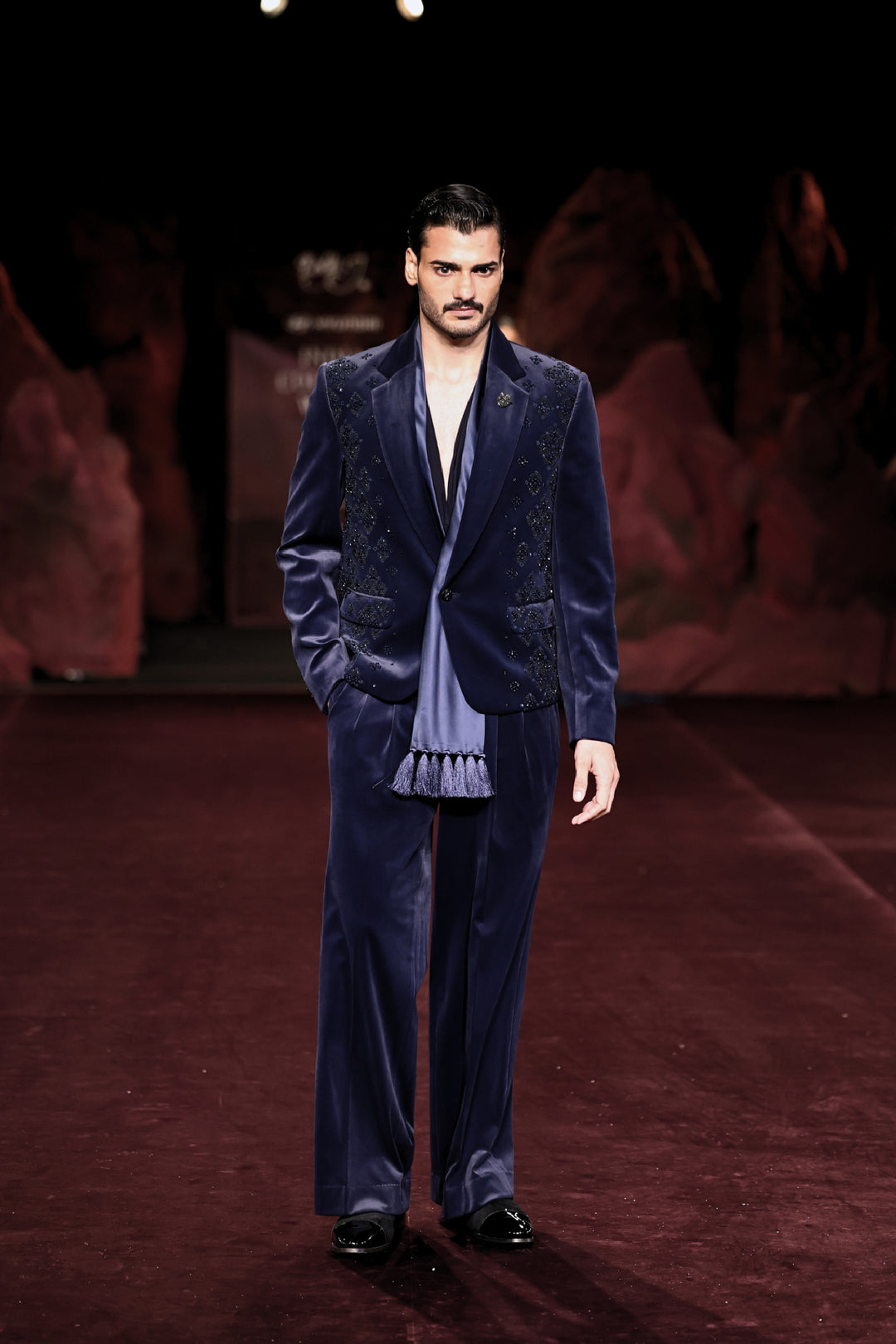 Neeladri Jacket Set