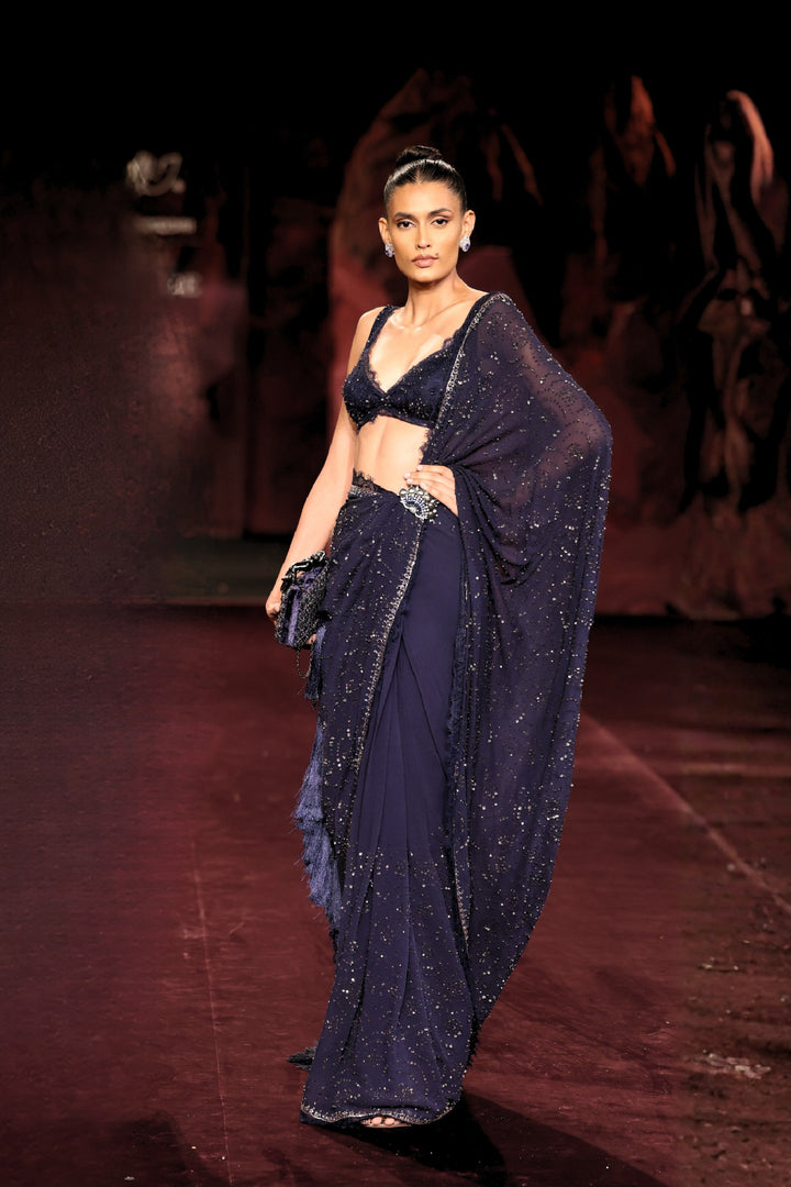 Neel Tara Saree