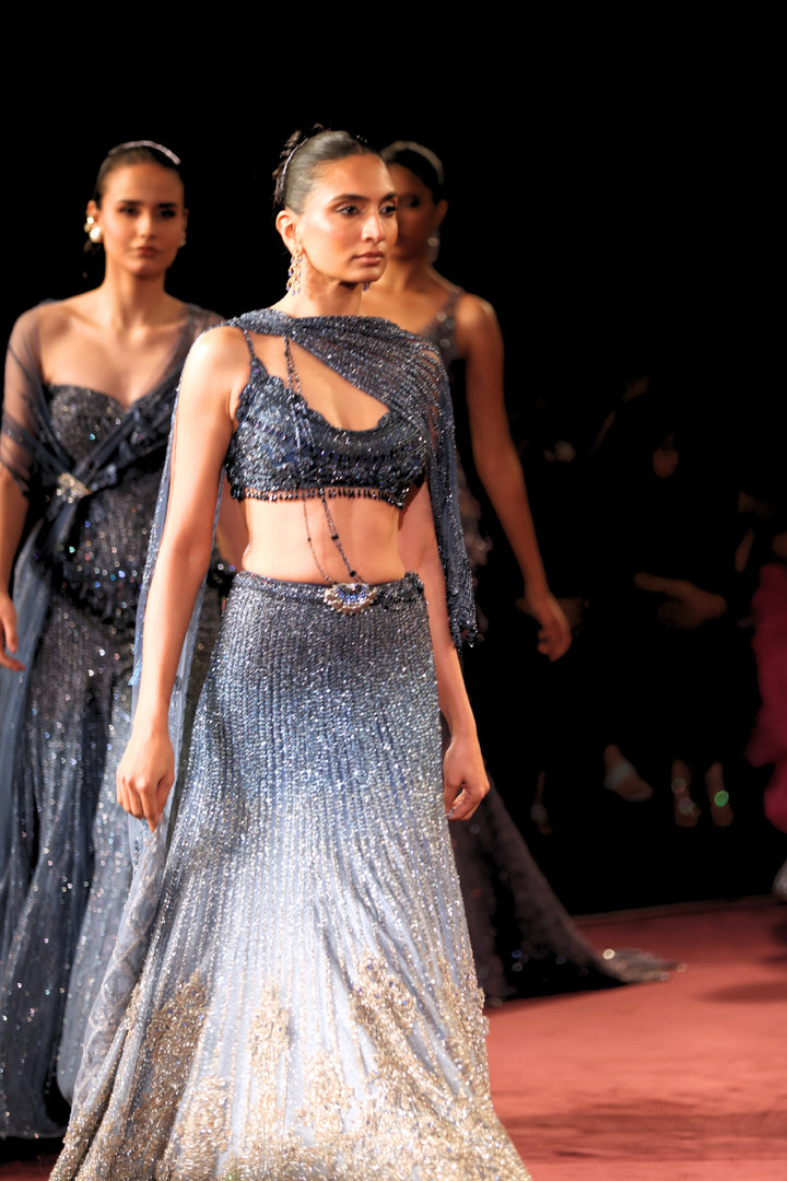 Neel Aabha Lehenga