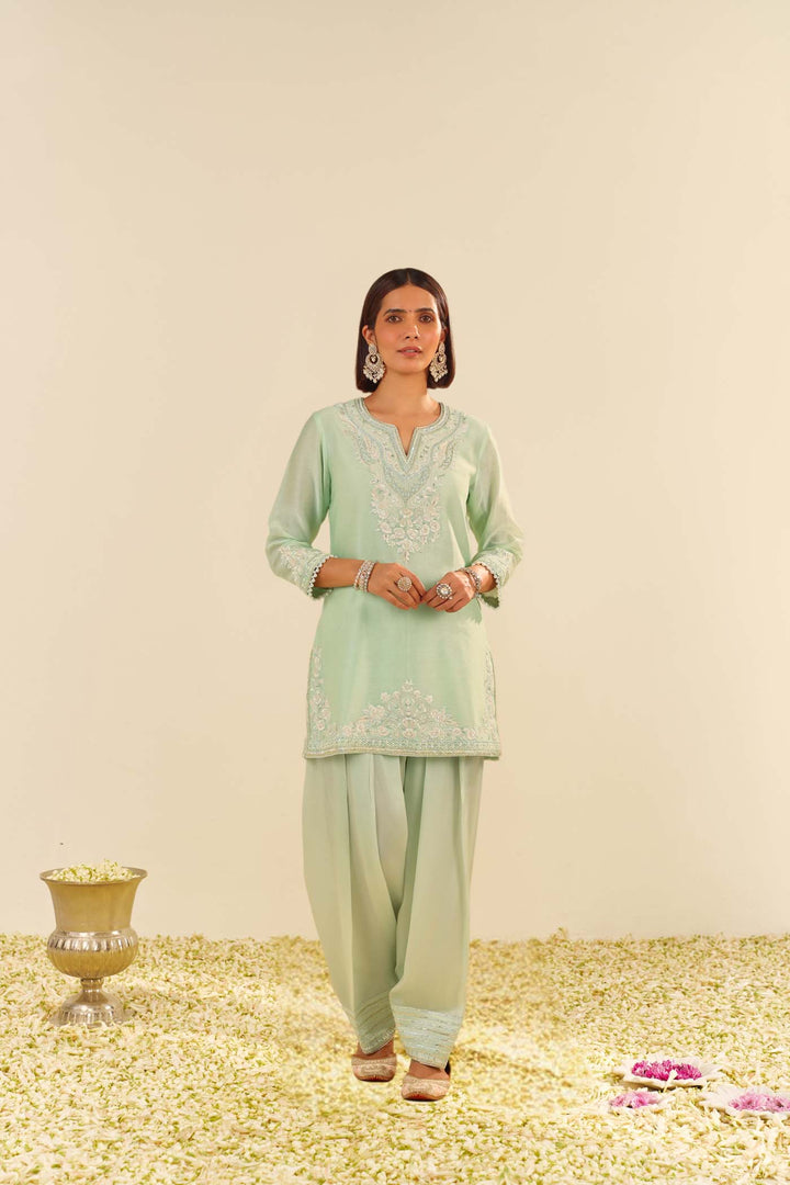 Haniya - Short Kurta