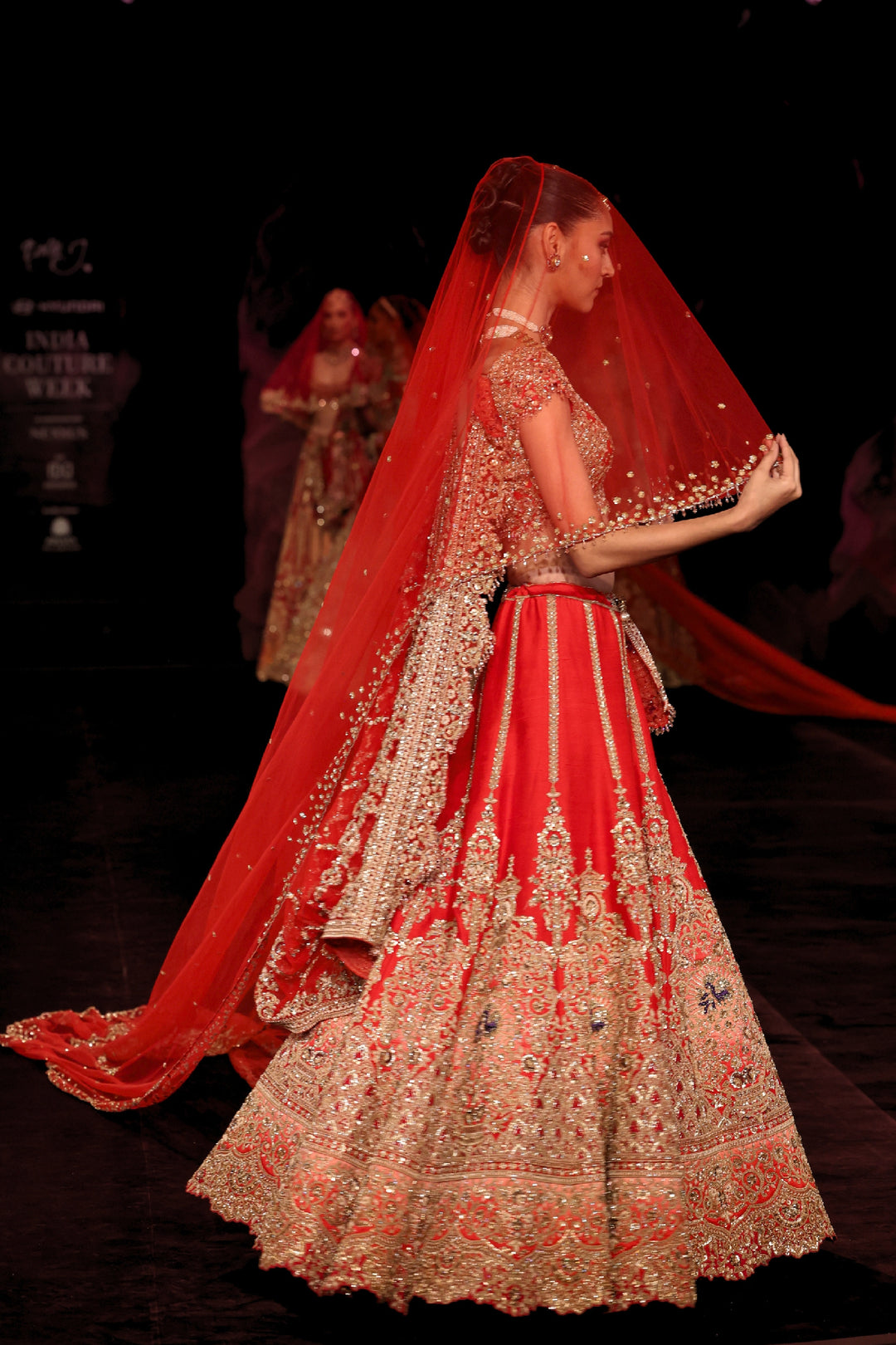 Raktashri Lehenga