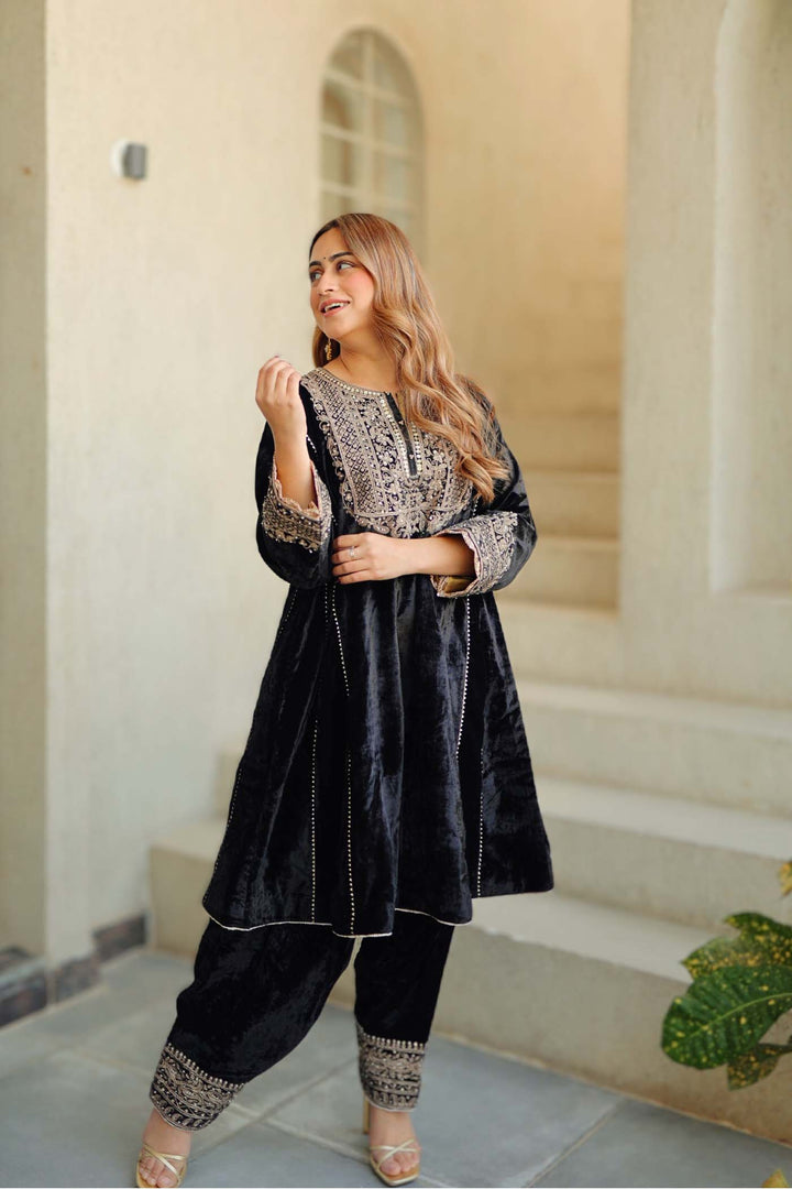 Nisreen - Short Kalidaar Chauga With Salwar