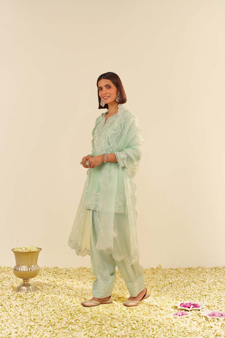 Haniya - Short Kurta