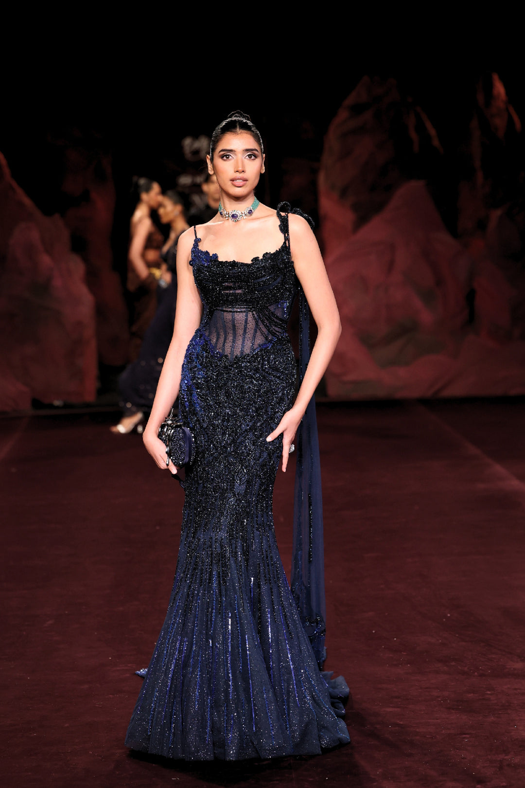 Nabhsi Gown