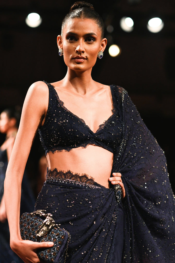 Neel Tara Saree