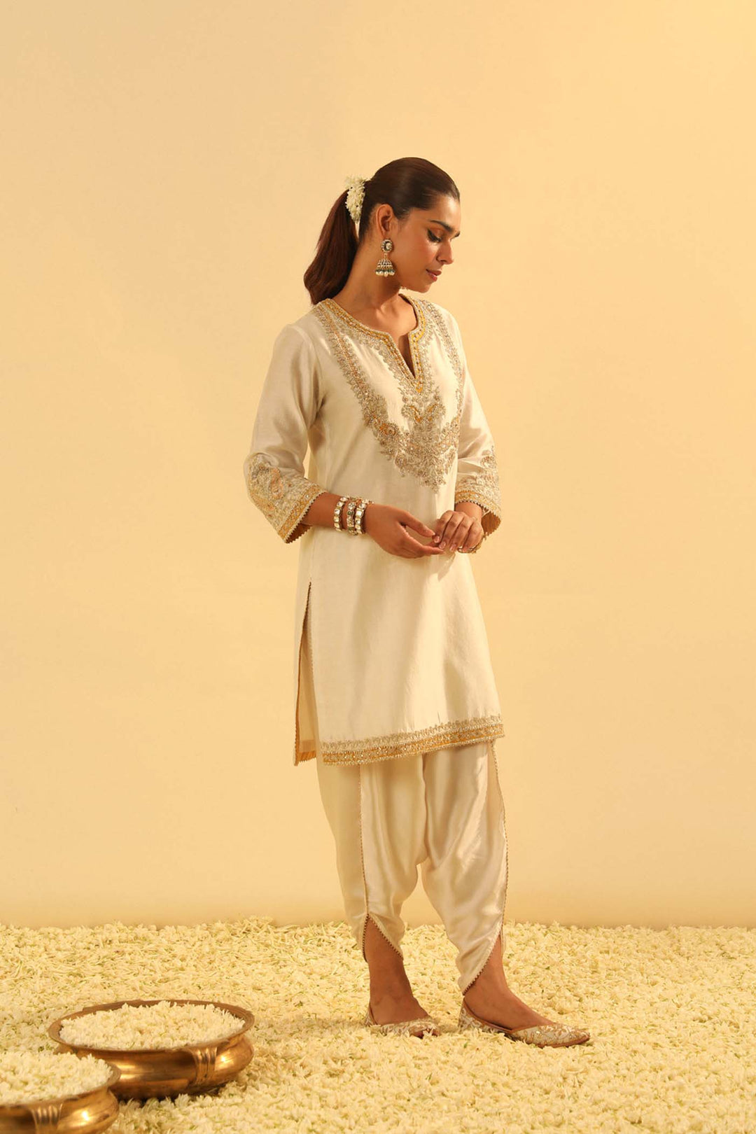 Aashna - Short Kurta With Dhoti