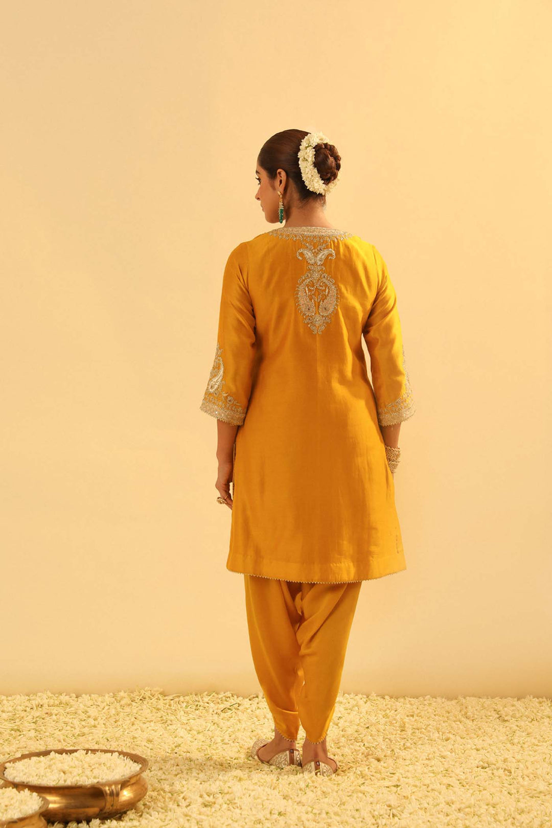 Aashna - Short Kurta With Dhoti