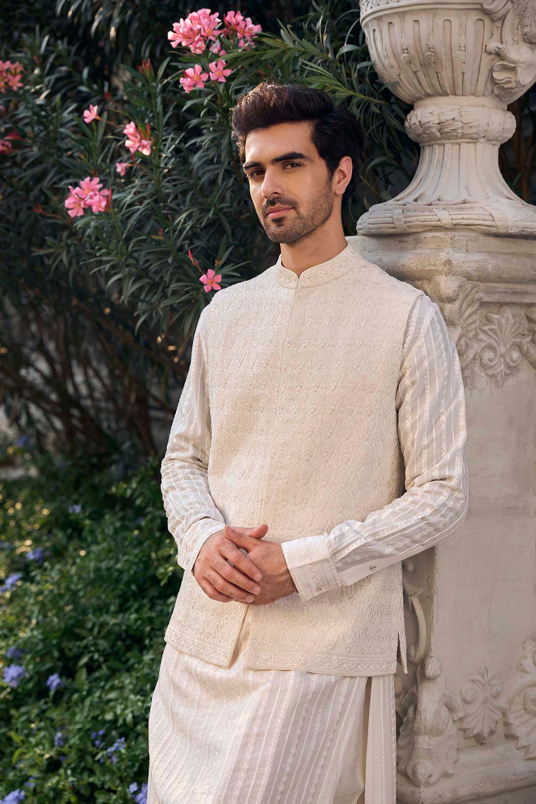 Ivory Thread Work Bundi Set