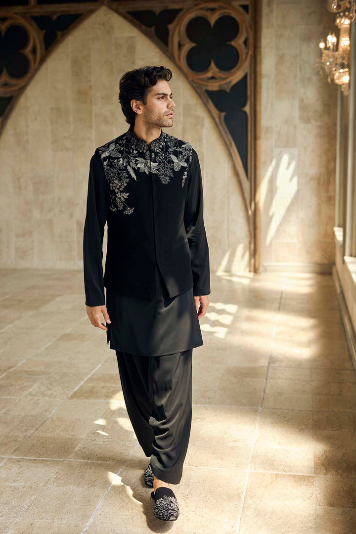 Black & Silver Bundi Set