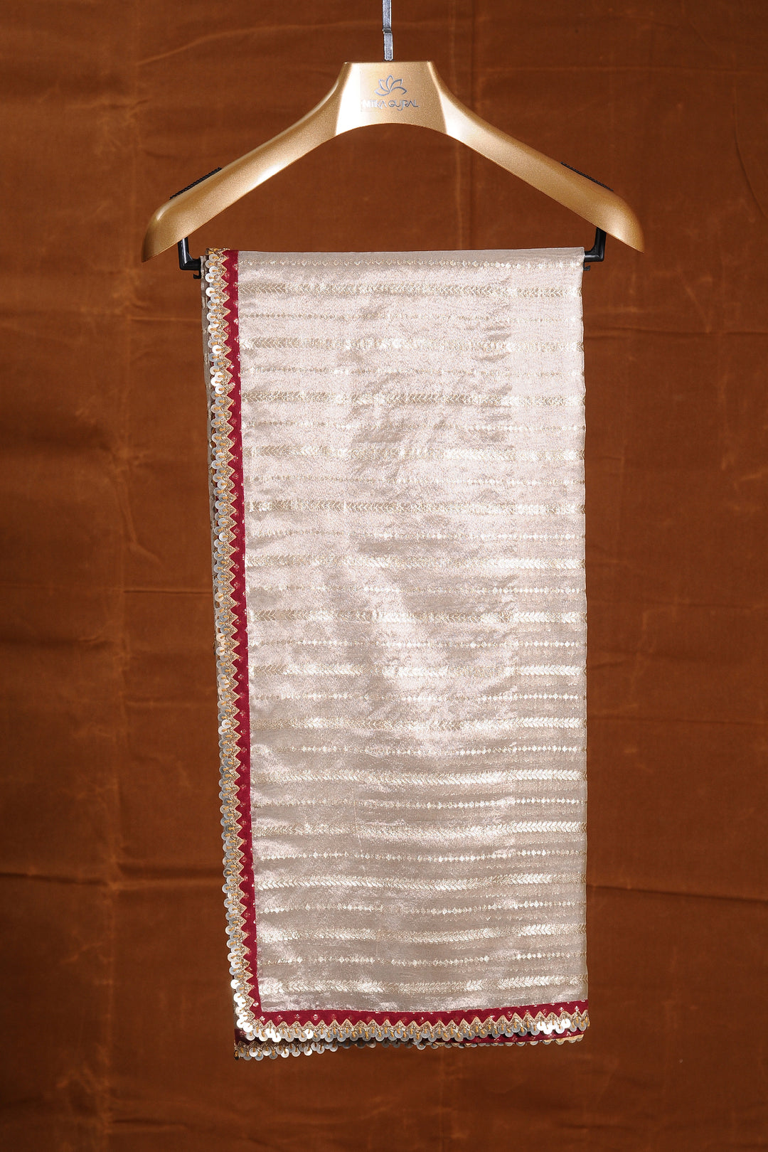 Mehfil Zardori Lehenga