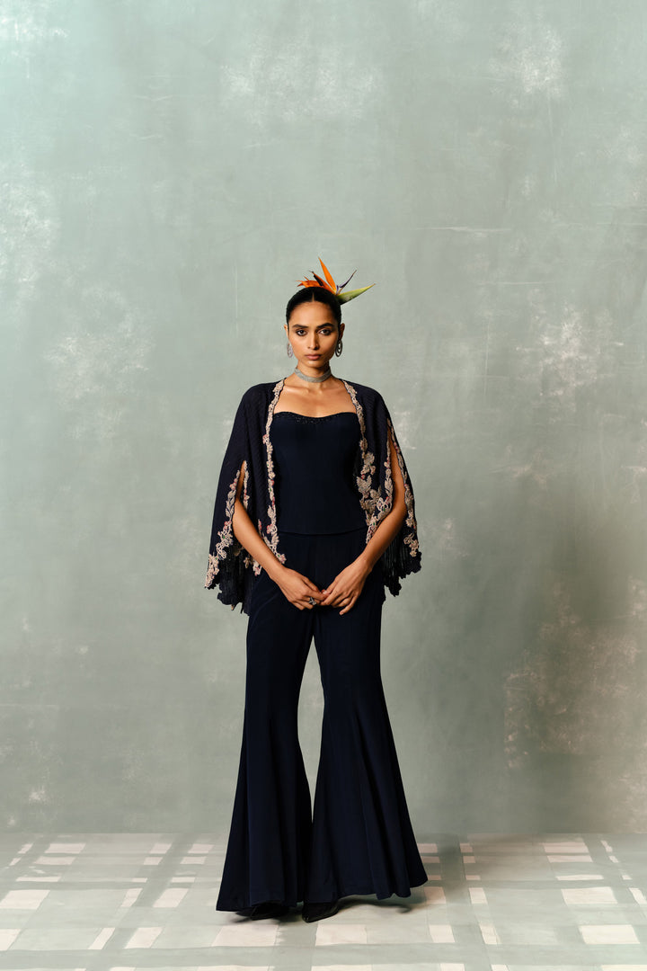 Eclipse Royale Kurta And Pants Set