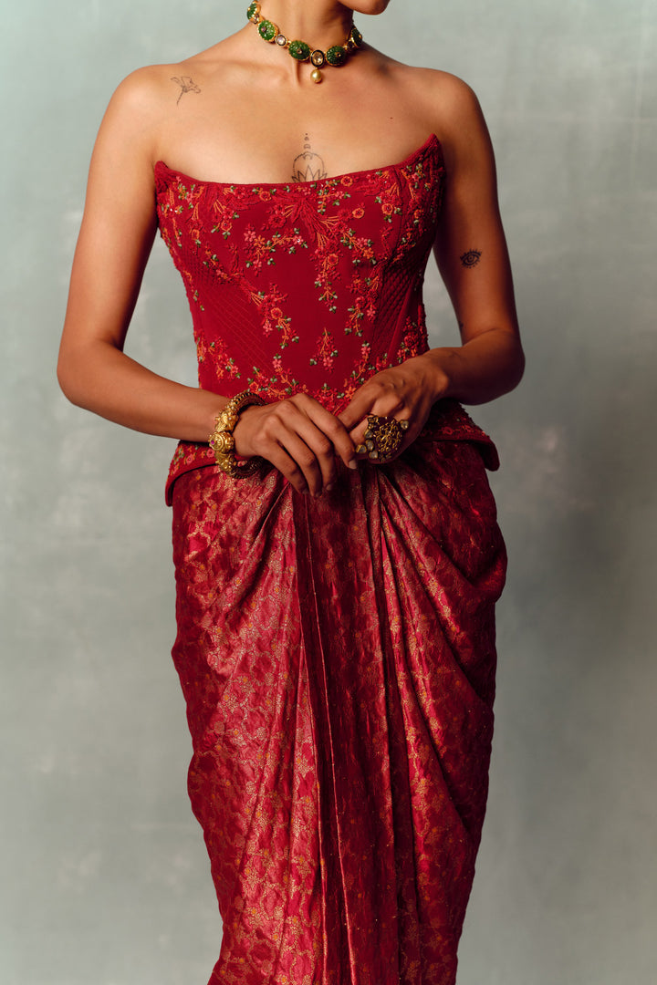 Scarlet Heirloom Corset And Skirt Set