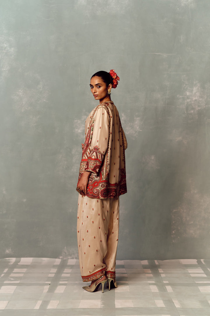 Kashida Lumière Kurta And Salwar Set