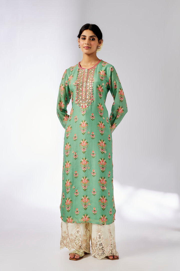 Dhara Tunic