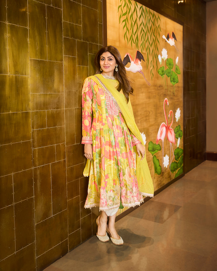 Nasreen Dhoti Set With Dupatta