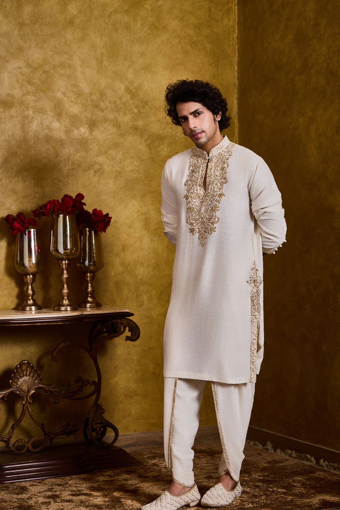 Ivory Kurta Dhoti Zari Embroidery Set