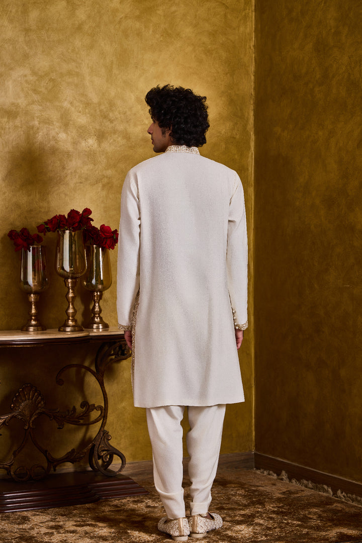 Ivory Kurta Dhoti Zari Embroidery Set