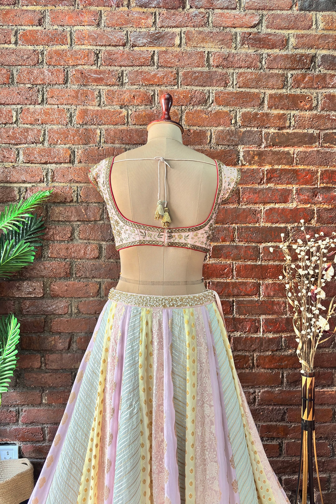 Multipanel Sharmily Lehenga Set