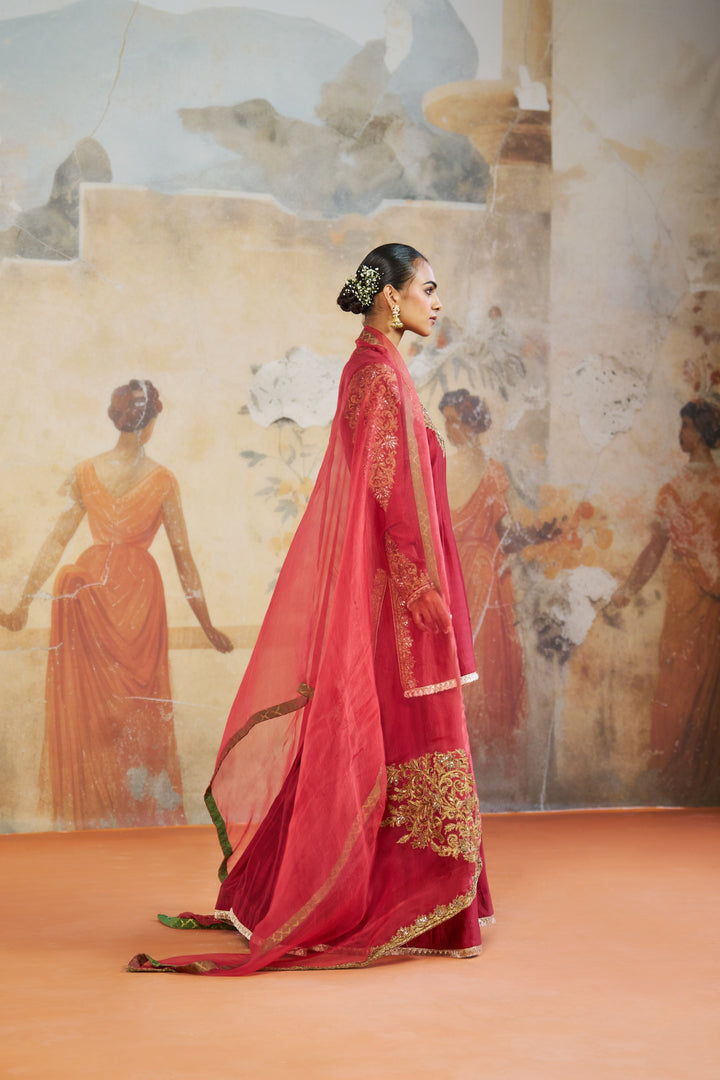 Red Mughal Suit Set