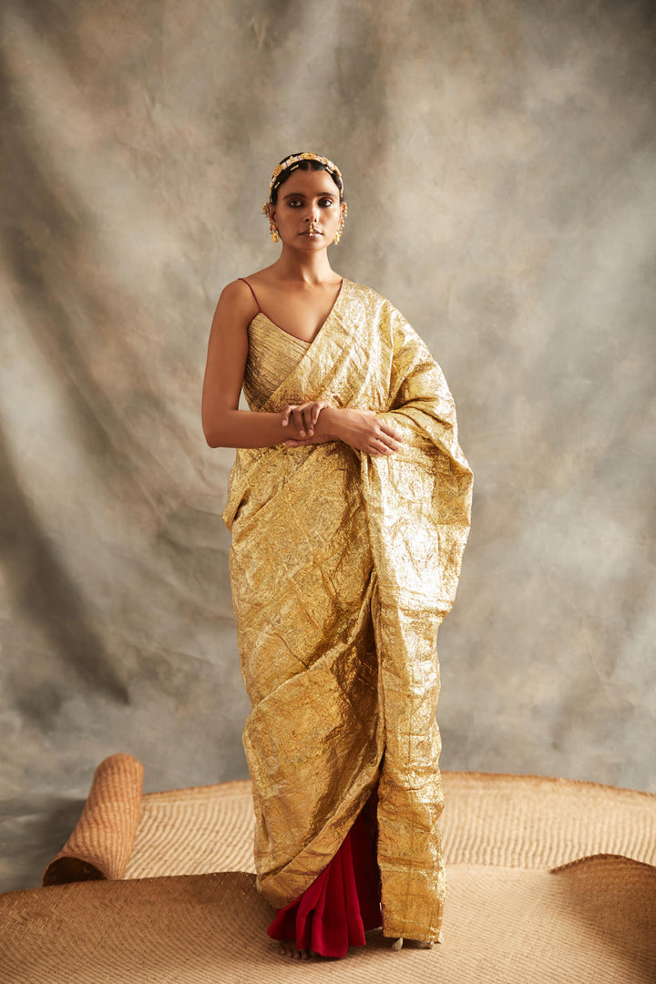 Naqush Saree Set