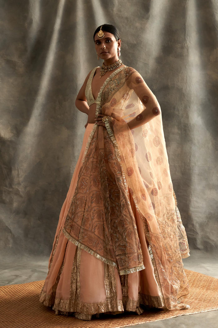 Dastoor Lehenga Set