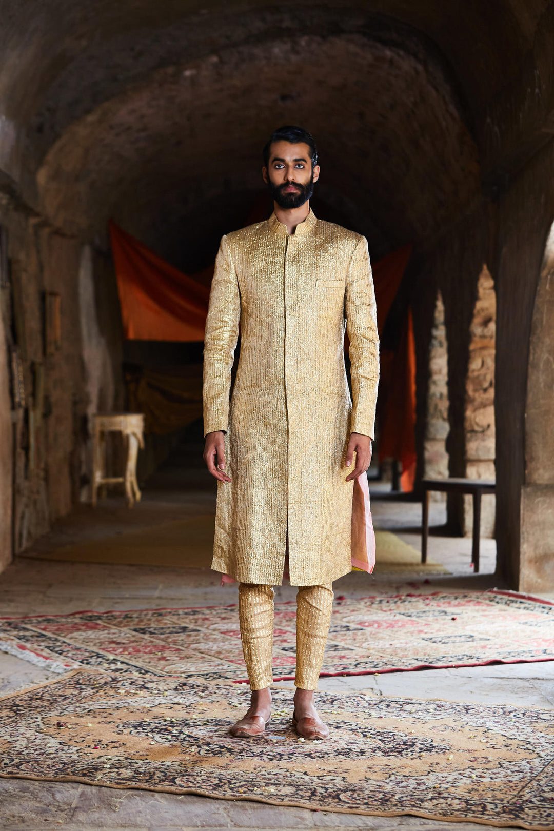 Akbar Sherwani Set