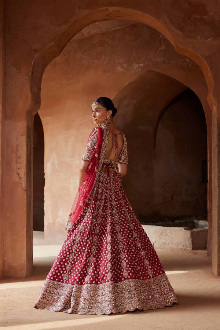 Mehfil Zardori Lehenga