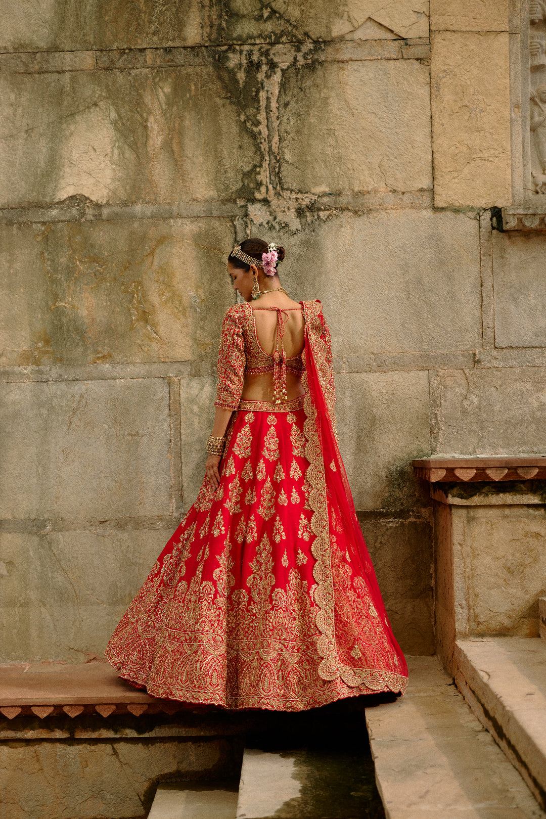 Red Mehr Lehenga