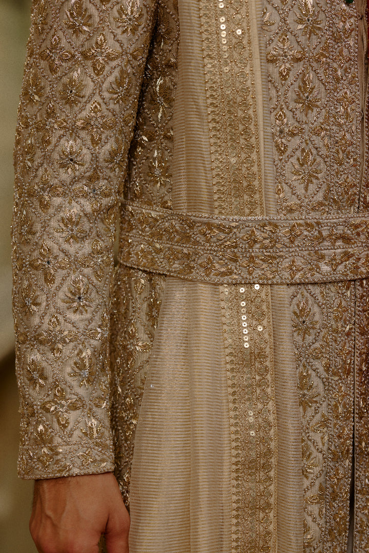 Gold Sherwani Zardozi Embroidery Set