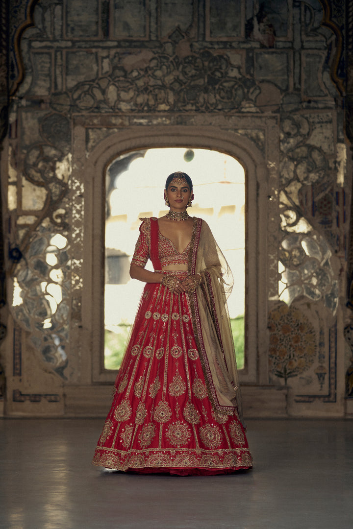 Red Rivaayat Lehenga