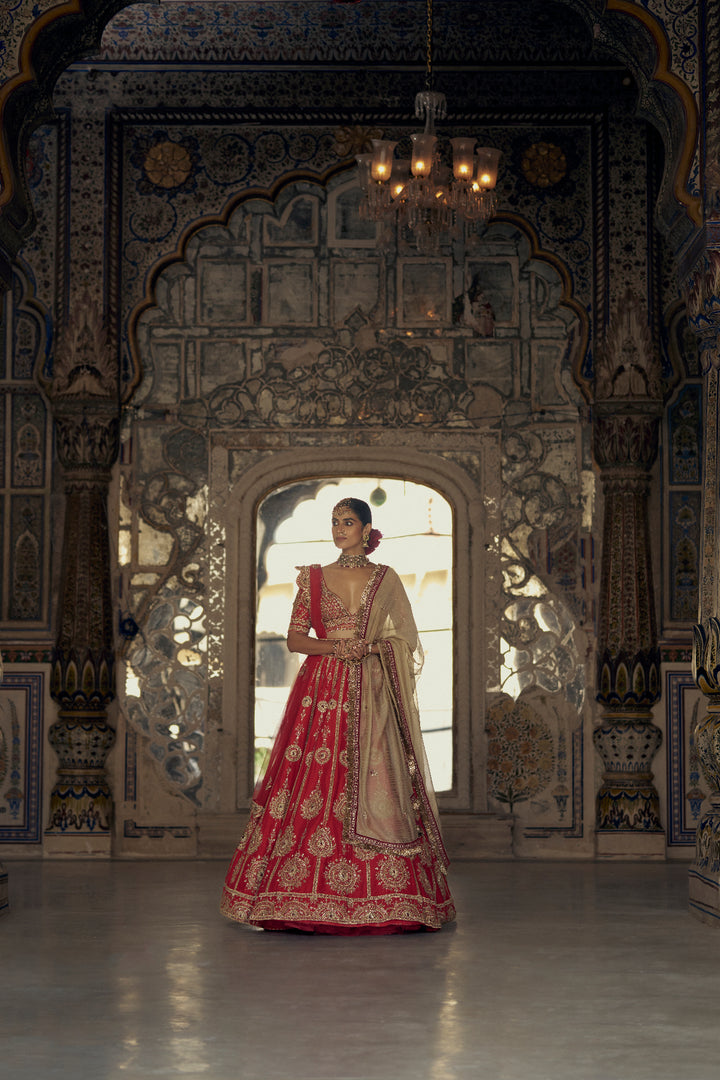 Red Rivaayat Lehenga