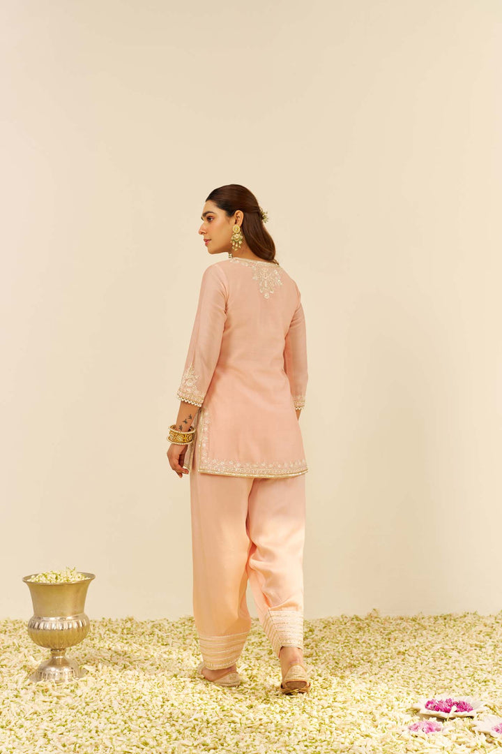 Haniya - Short Kurta