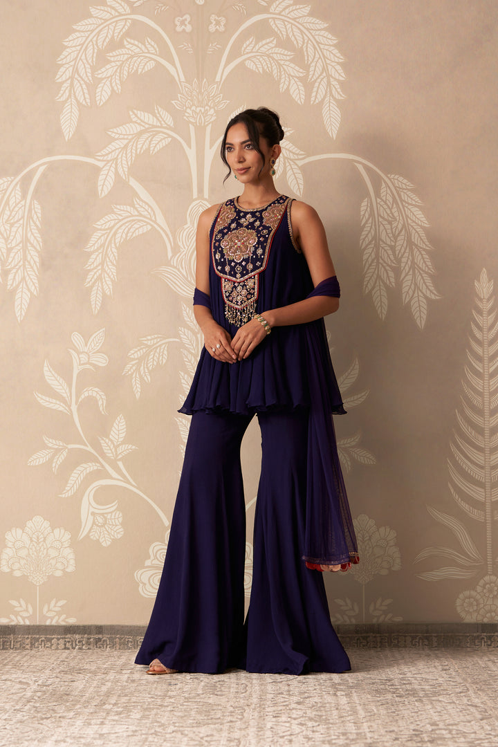Mannat Kurti Skirt Set