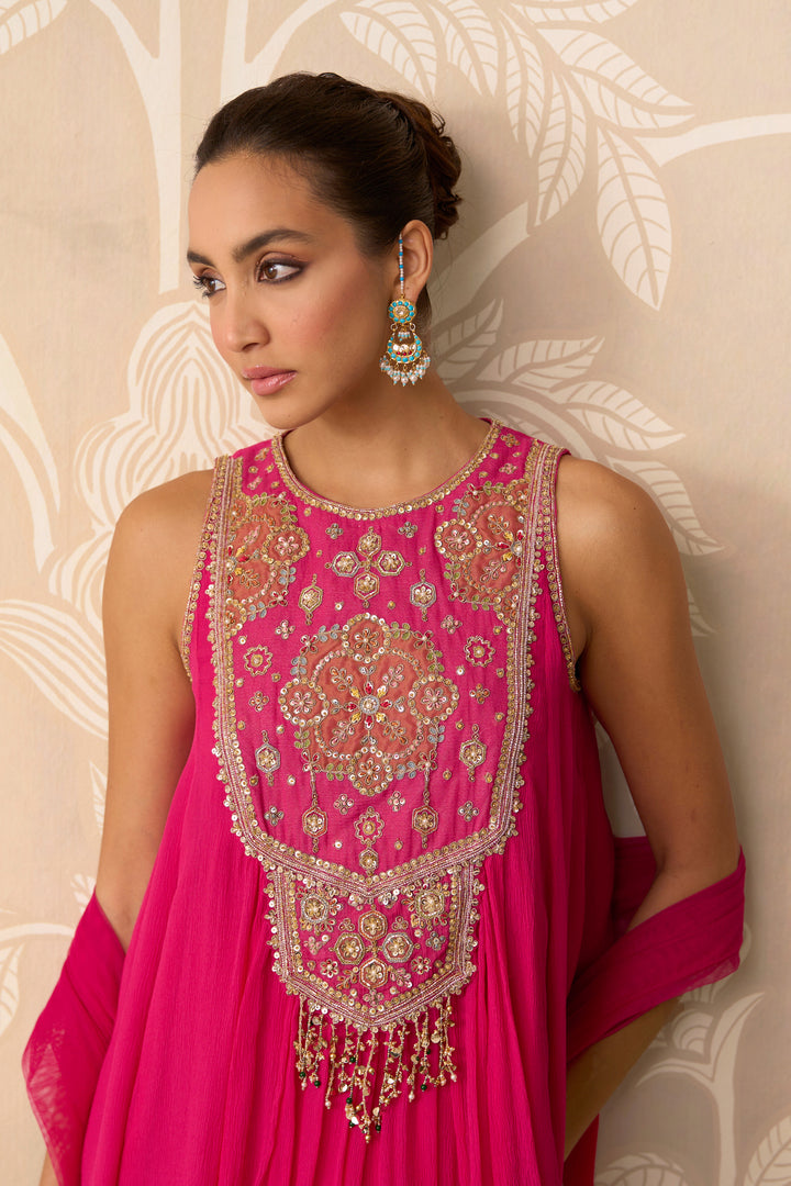 Saaz Kurti Skirt Set