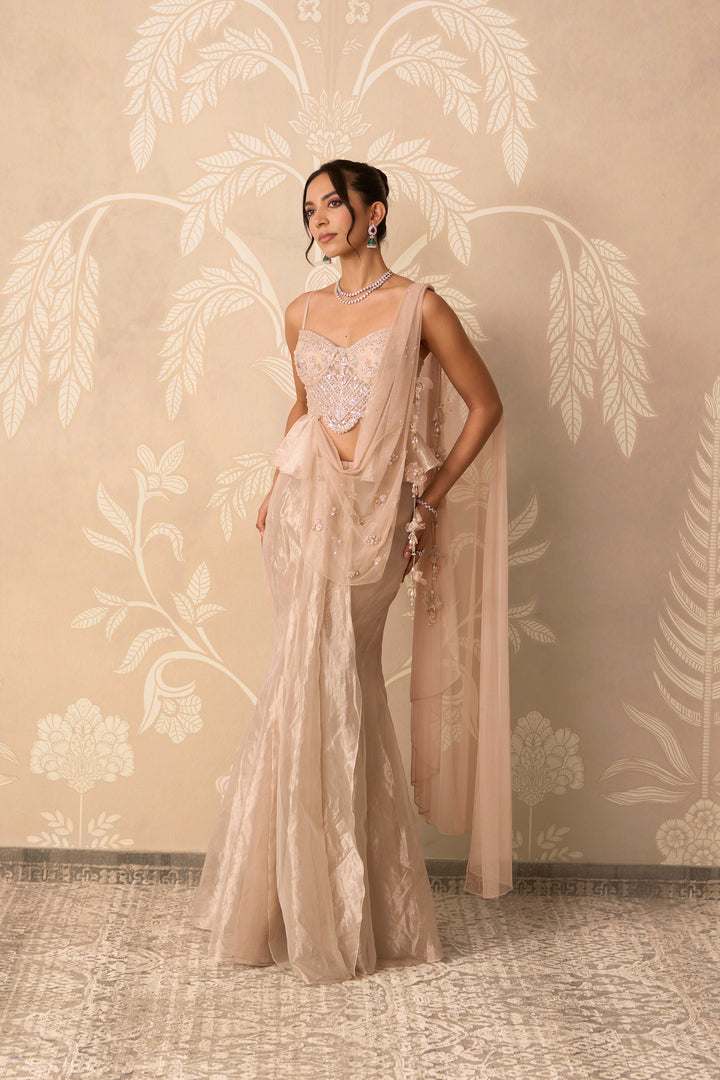 Kainaat Saree Set