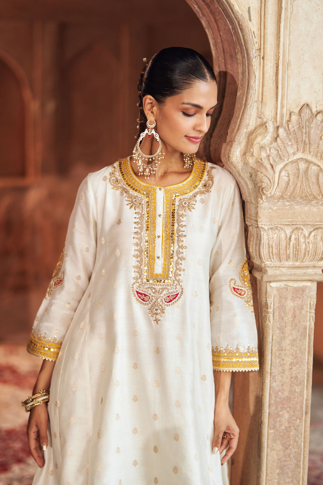 Inaayat - Daisy Ivory Chauga With Salwar