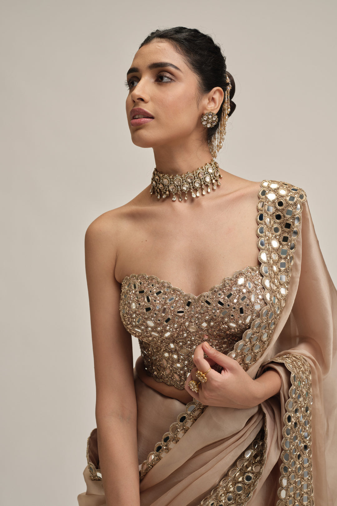 Light Beige Mirror Border Saree With Corset Set
