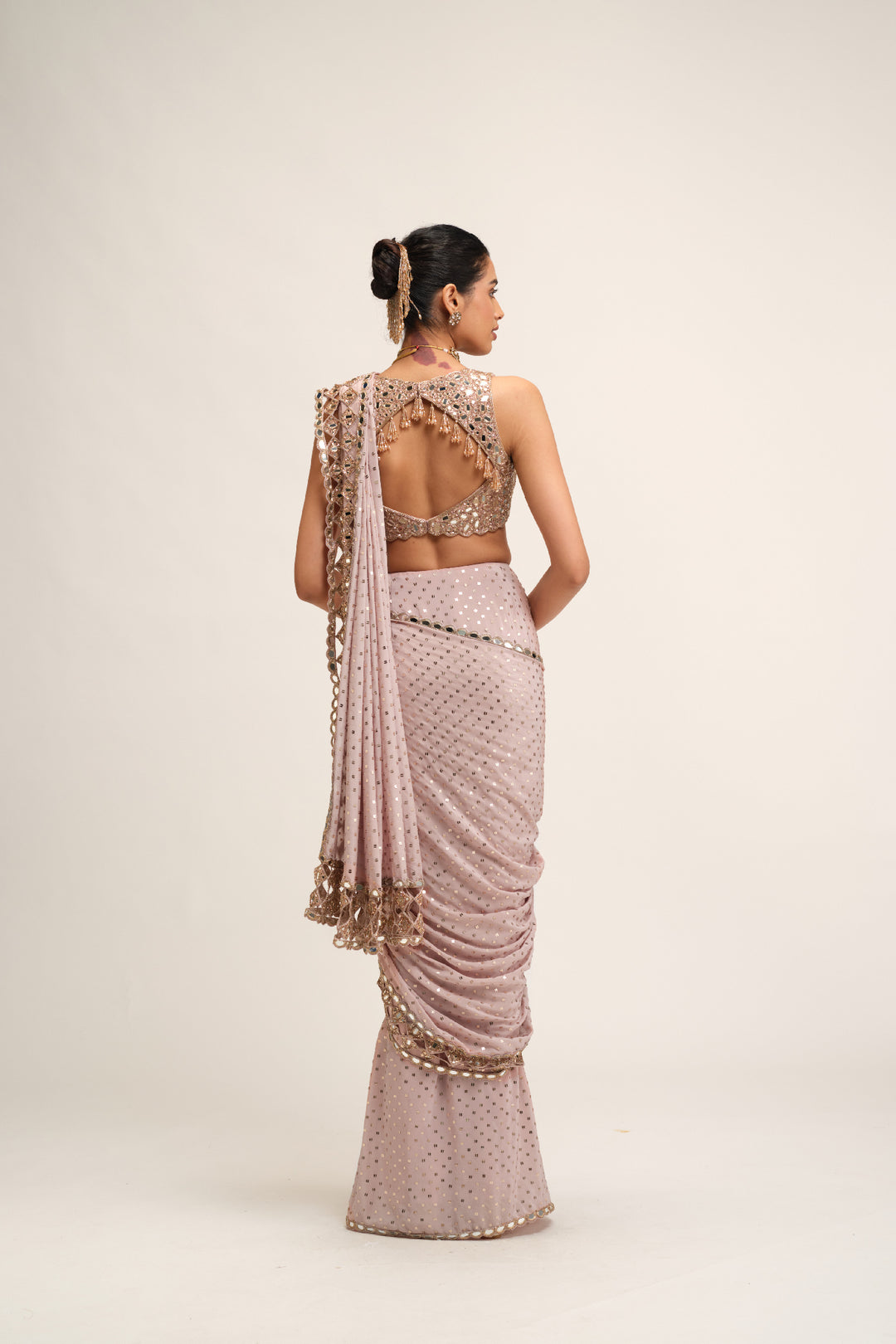 Ash Pink Cutwork Border Saree Set