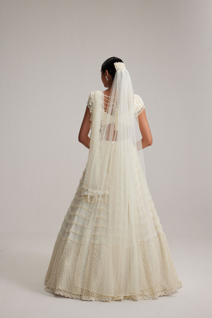 Off White Mirror And Pearl Drop Bridal Lehenga Set With Veil