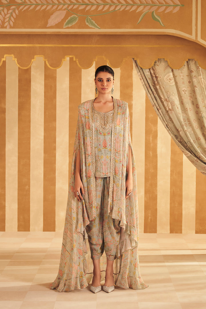 Gil Kurta Cape Set