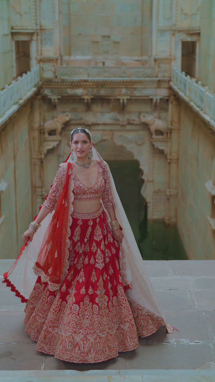 Red Mehr Lehenga